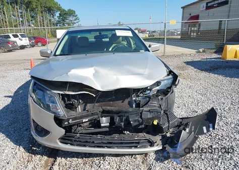 2010 Ford Fusion Sel z USA, uszkodzony, nr VIN 3FAHP0JA7AR420450